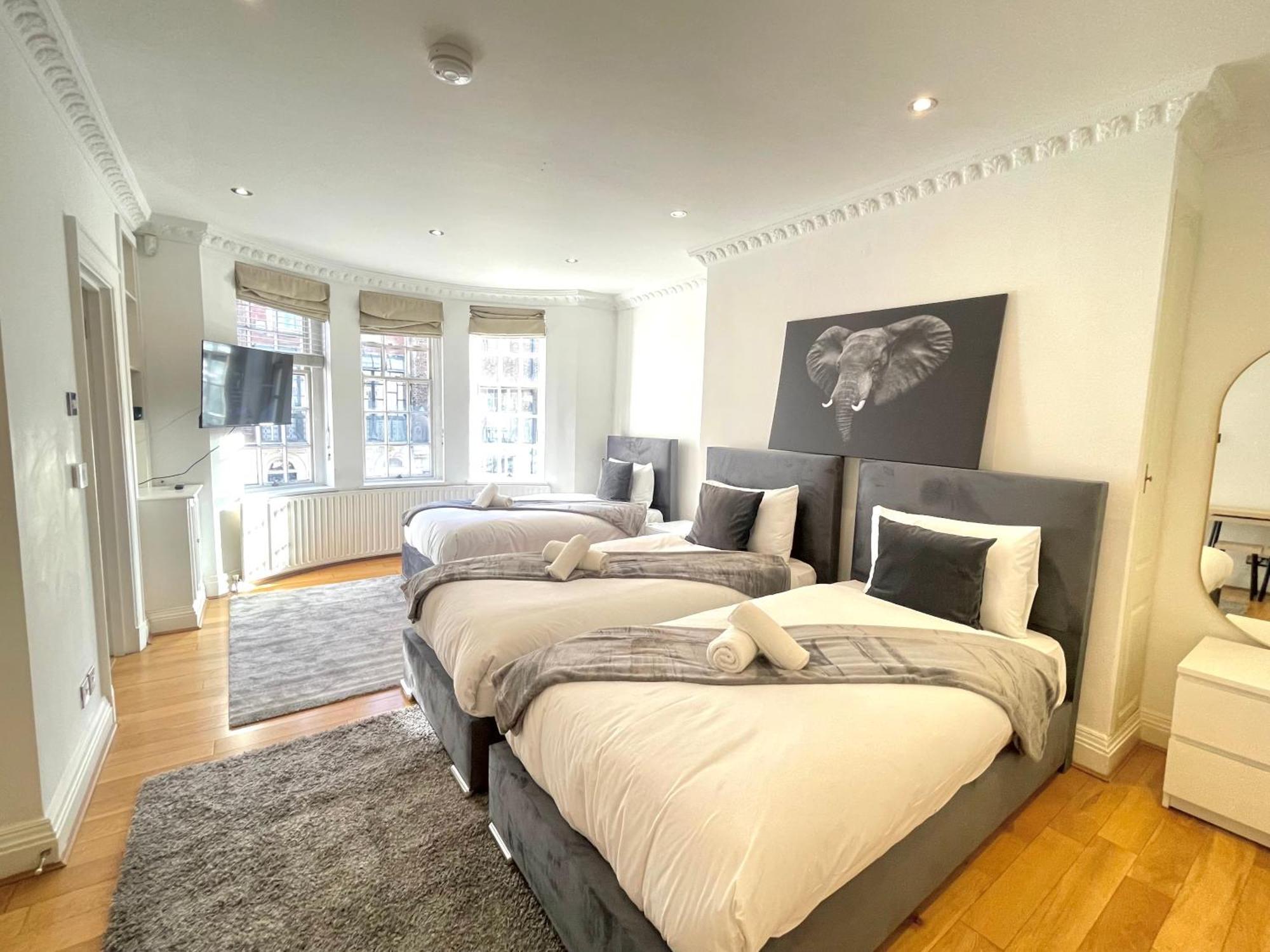 Апартаменты Hyde Park Corner House Лондон Экстерьер фото
