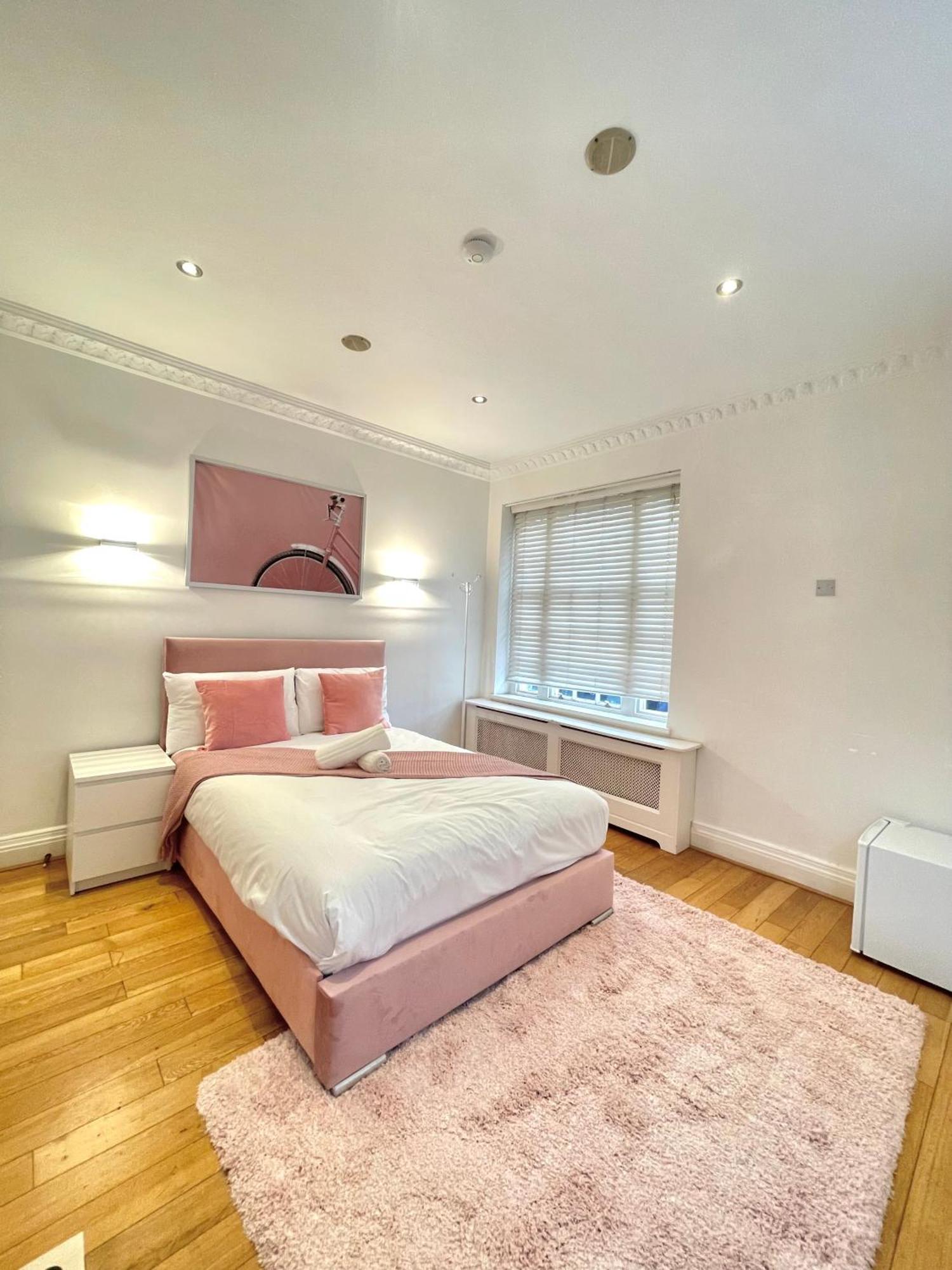 Апартаменты Hyde Park Corner House Лондон Экстерьер фото